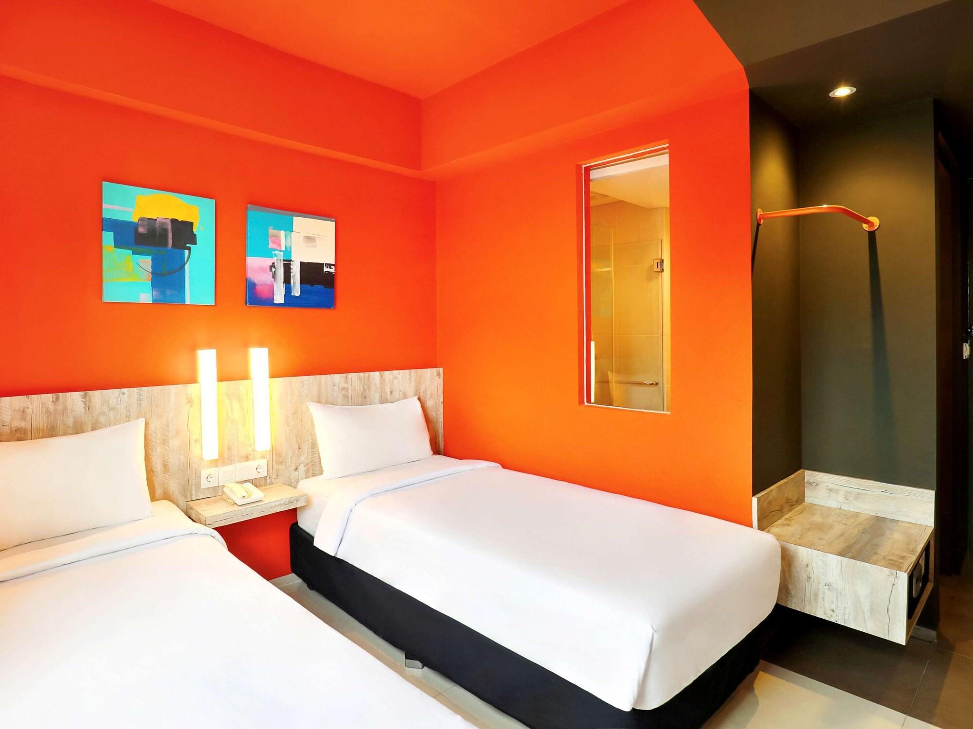 Primera Hotel Seminyak Ngoại thất bức ảnh