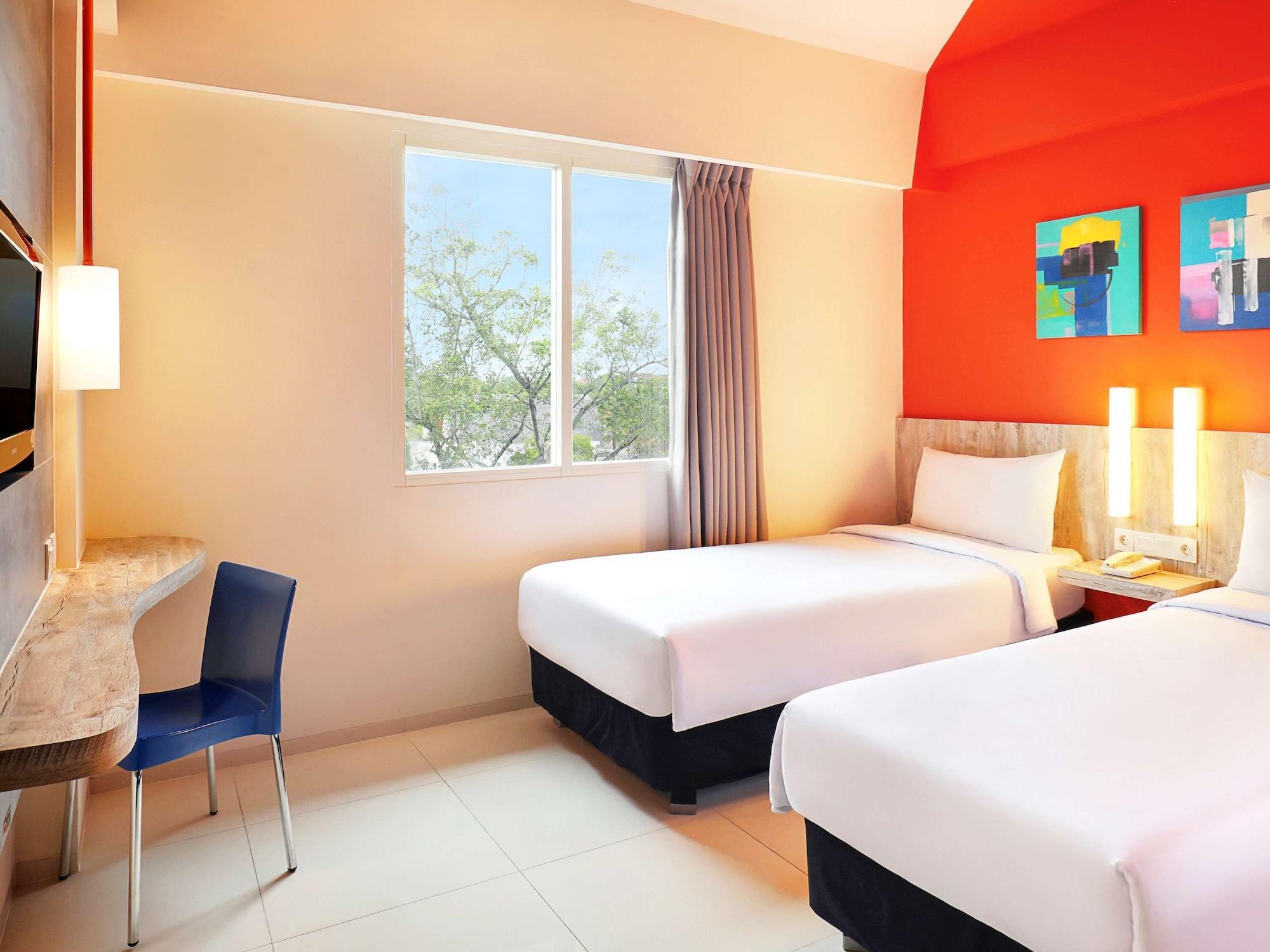 Primera Hotel Seminyak Ngoại thất bức ảnh