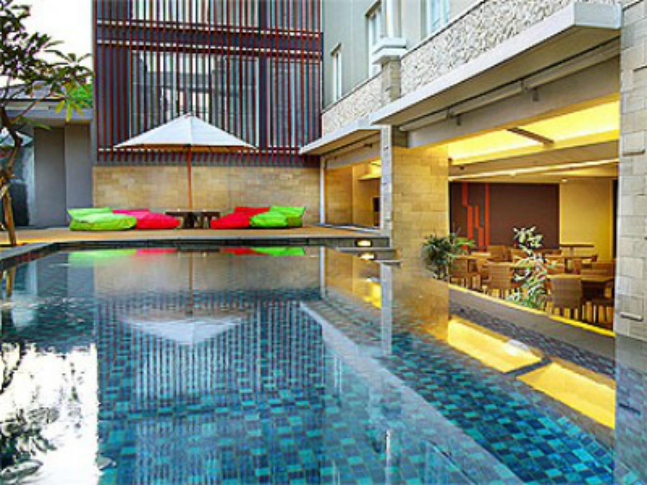 Primera Hotel Seminyak Ngoại thất bức ảnh