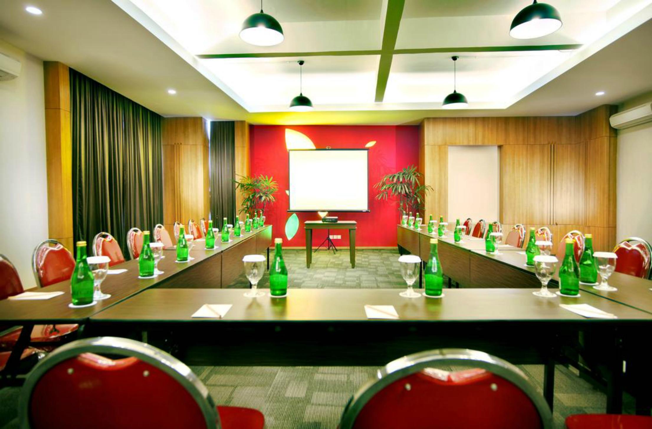 Primera Hotel Seminyak Ngoại thất bức ảnh
