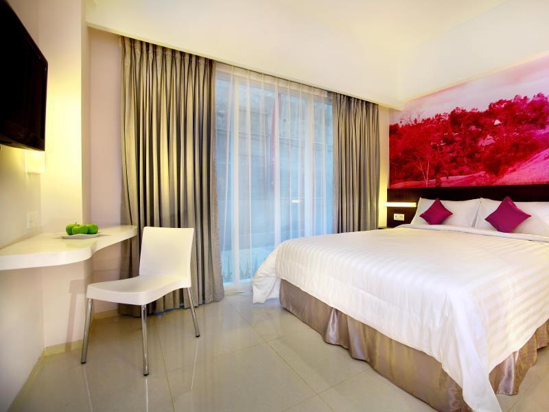 Primera Hotel Seminyak Ngoại thất bức ảnh