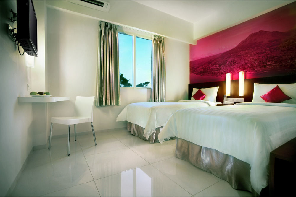 Primera Hotel Seminyak Ngoại thất bức ảnh