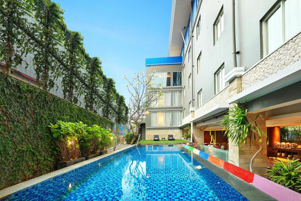 Primera Hotel Seminyak Ngoại thất bức ảnh