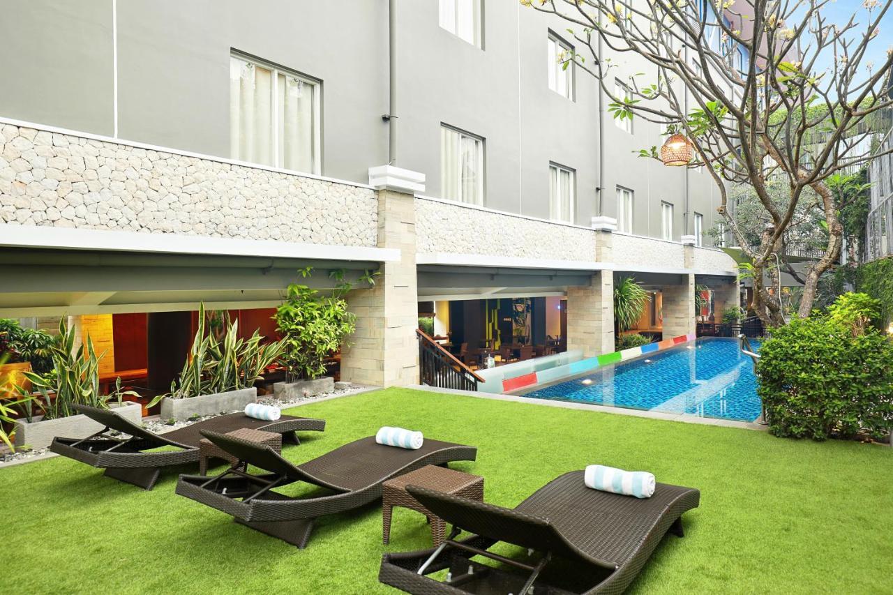 Primera Hotel Seminyak Ngoại thất bức ảnh